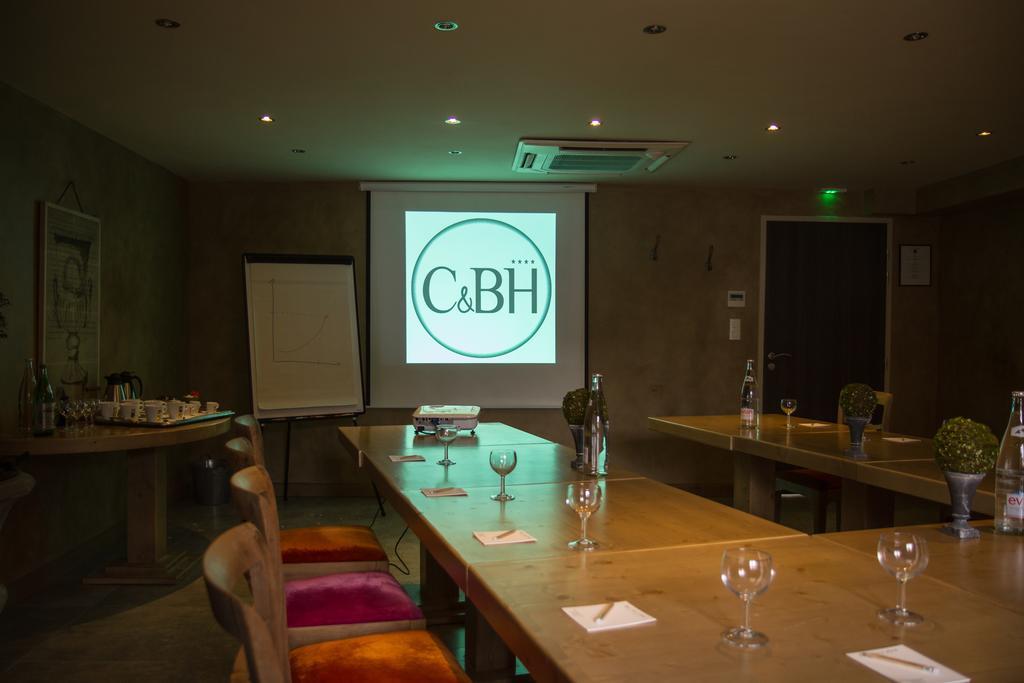Charme & Business Hotel Lyon Limonest Esterno foto